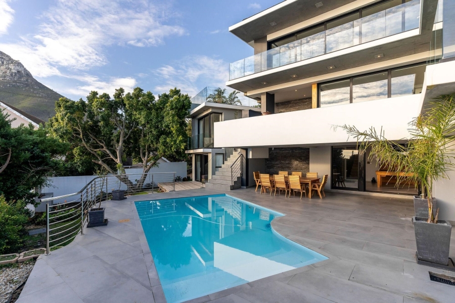 6 Bedroom Property for Sale in Camps Bay Western Cape